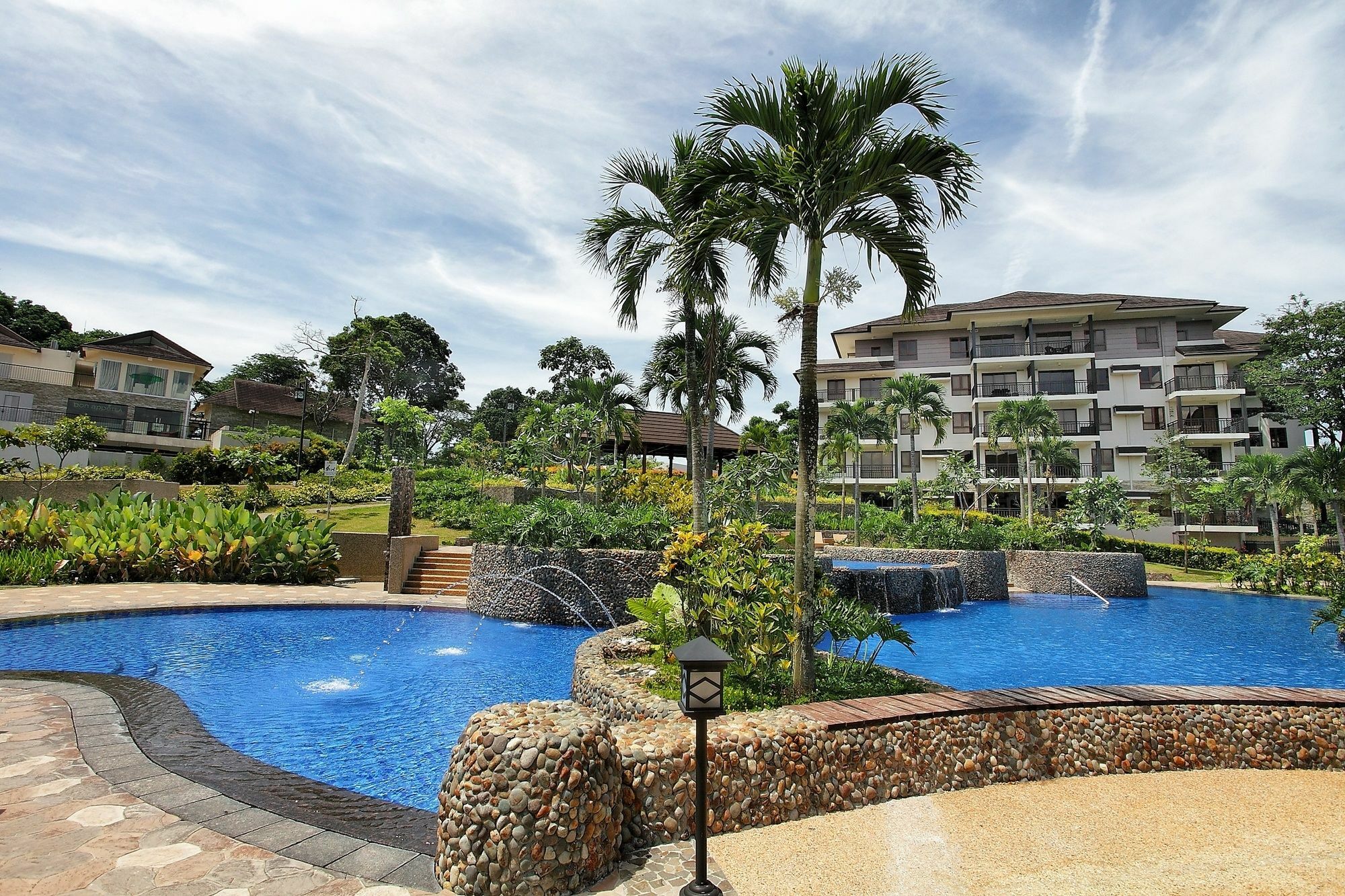 The Serviced Residences At Kasa Luntian Managed By Hii Tagaytay City Luaran gambar